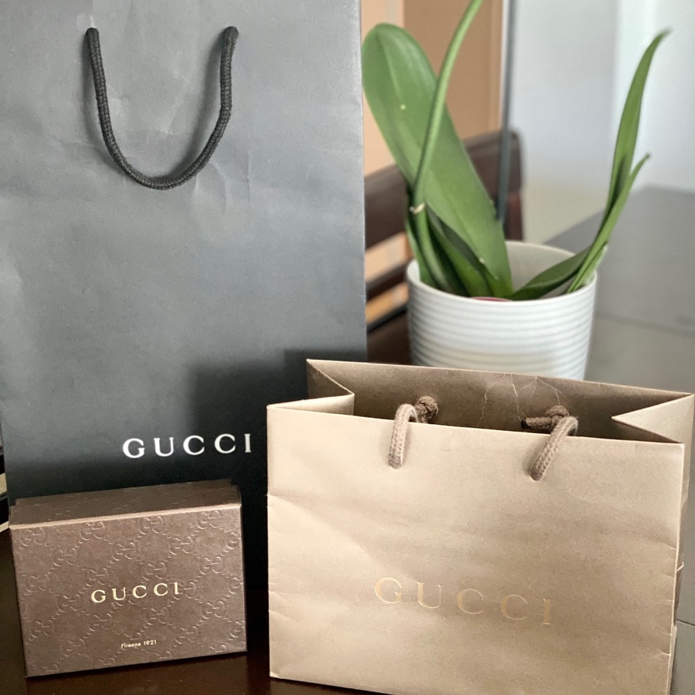 Gucci box/shopping bag bundle
